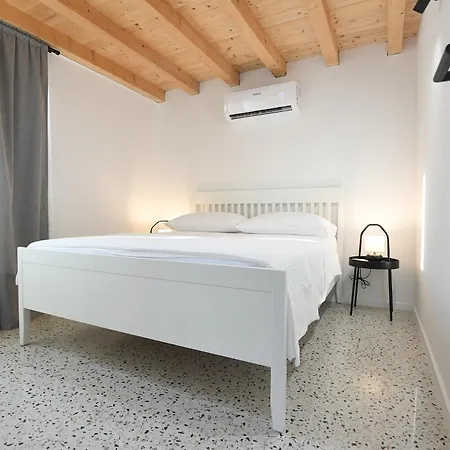 Ruzarica Casa de Férias